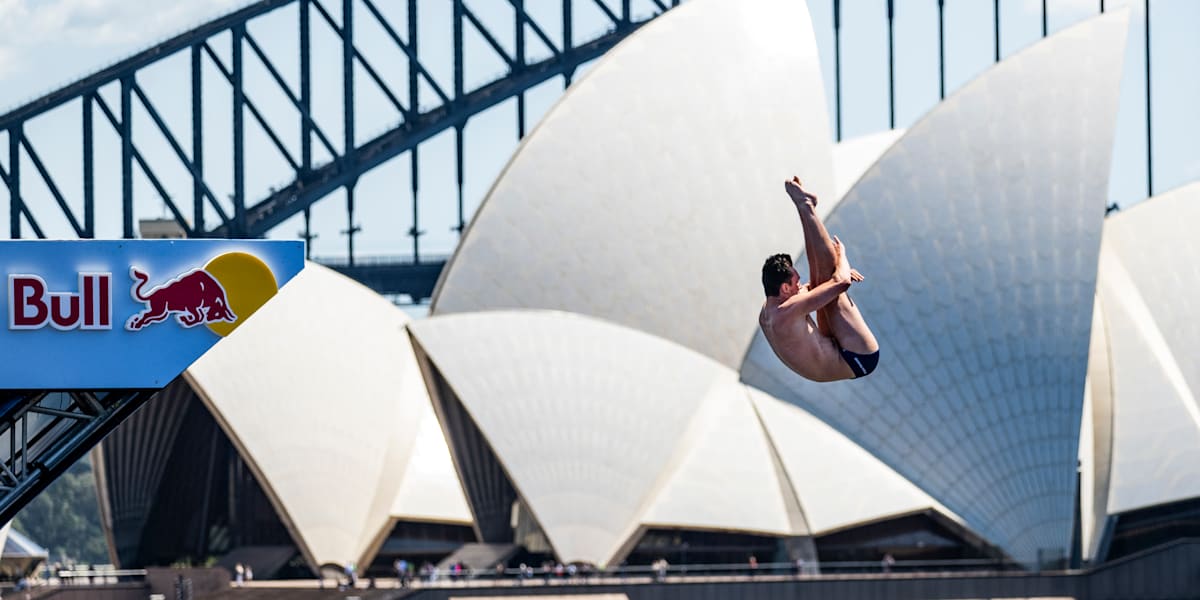 Што се случи на финалето на Red Bull Cliff Diving?