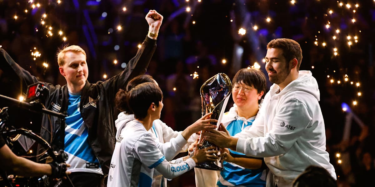 Best mid lane 1v1 champions in League of Legends