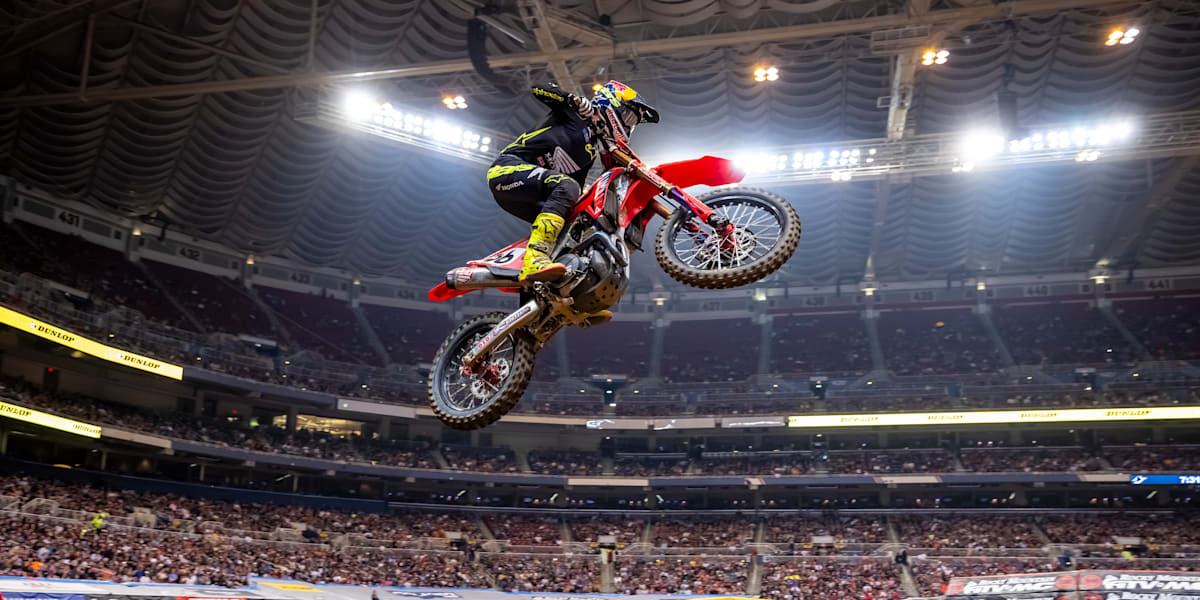 AMA Supercross Round 12 report: 450 championship turns upside down