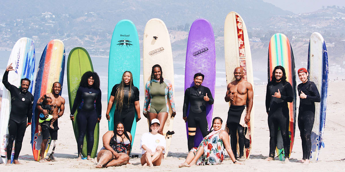Color the water surf top
