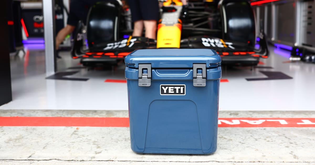YETI ウォーターボトル F1 レーシングブルズ Redbull water bottle