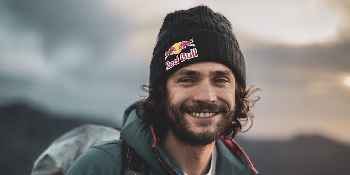 Red bull beanie snowboarding sale