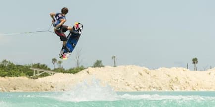 手塚翔太選手 King Of Wakeツアー総合3位とルーキー オブ ザ イヤーを見事獲得 手塚翔太選手 King Of Wakeツアー総合3位とルーキー オブ ザ イヤーを見事獲得