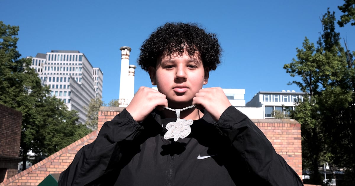 Smoothie 215: Der Wiener Rap-Newcomer im Porträt