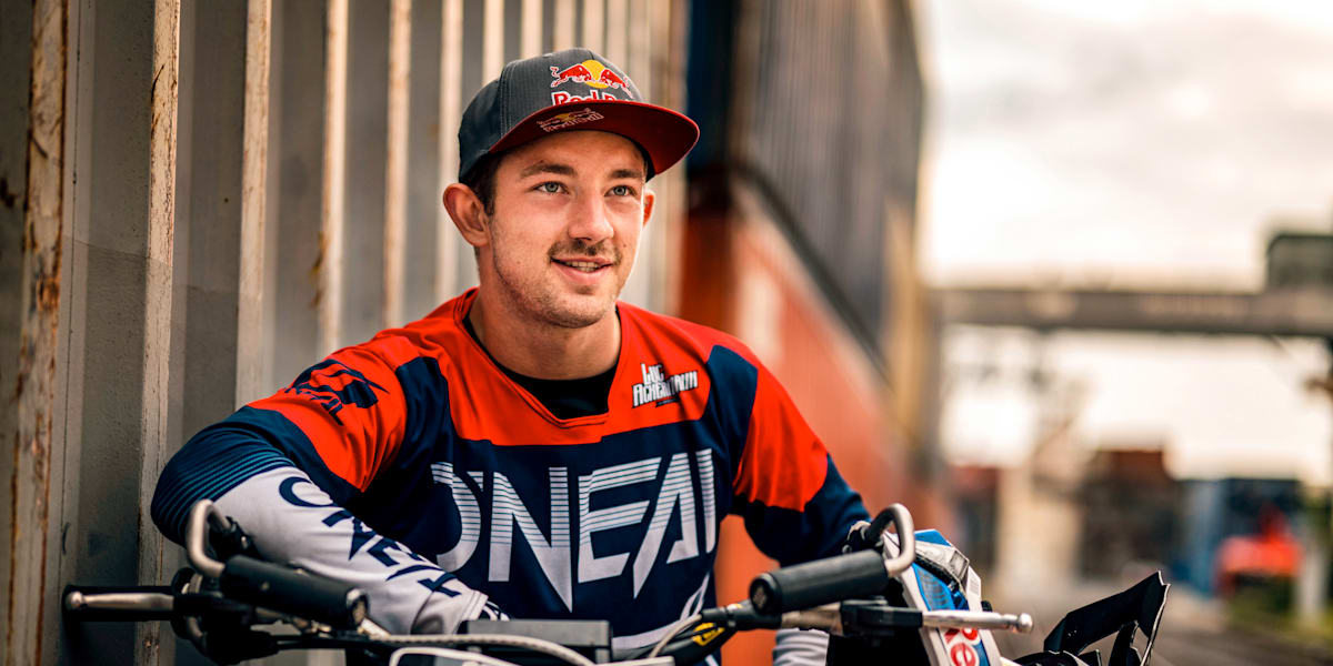 Luc Ackermann: FMX Unloaded extra – Rhine Line BTS