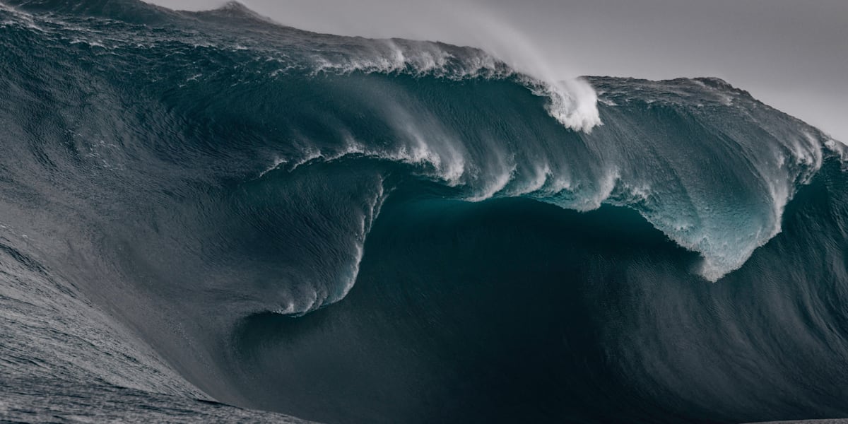 The biggest wave in the world This is The Right, WA