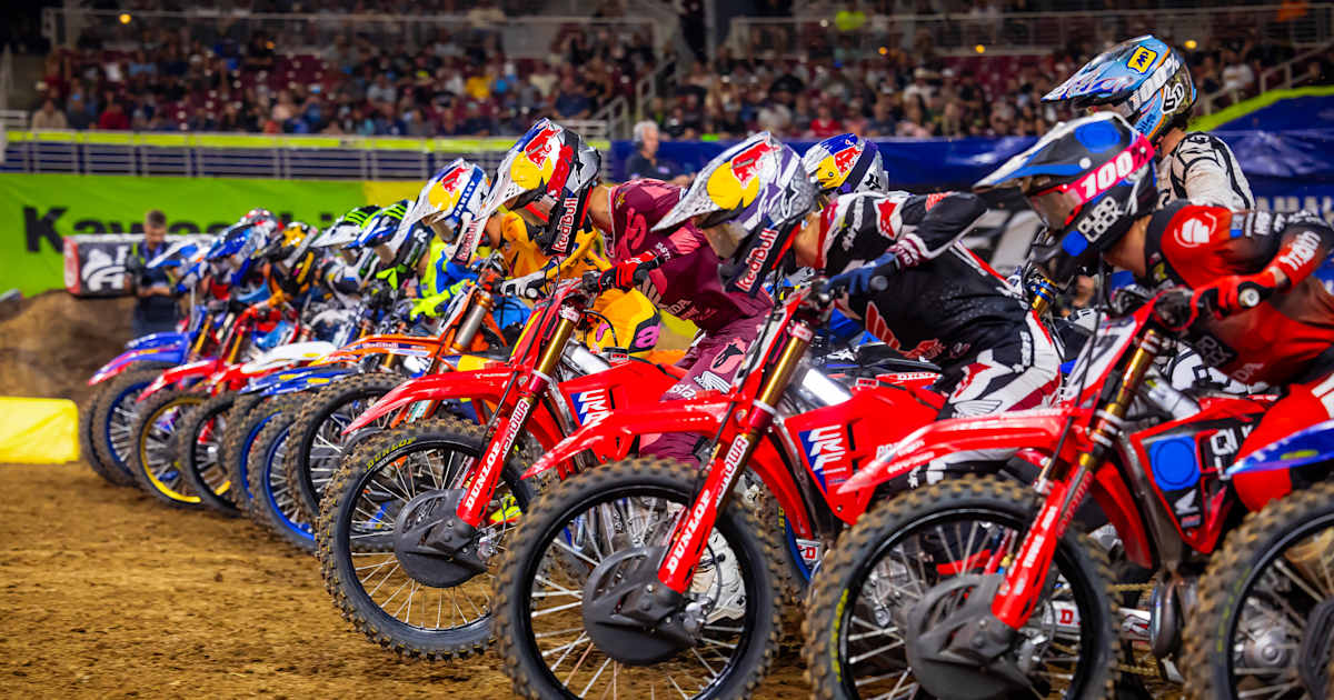 SuperMotocross (SMX) Guide & 2026 Schedule