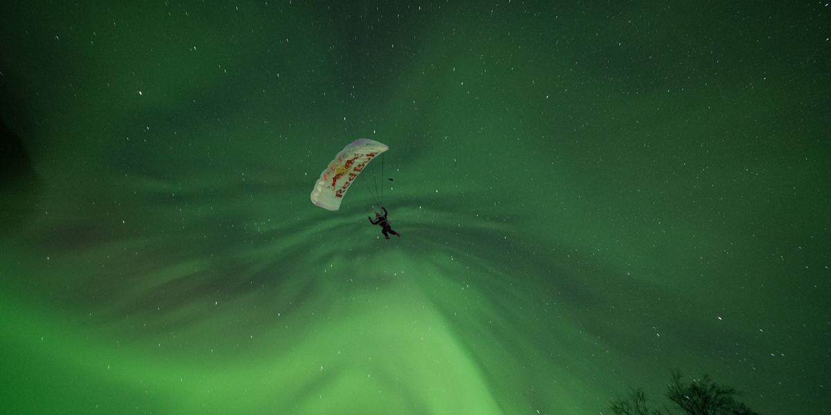 Jeffrey Provenzano completes 50-state skydive under Northern Lights