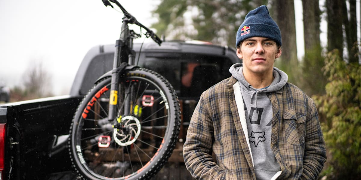 Finn Iles Bike Check Specialized Demo