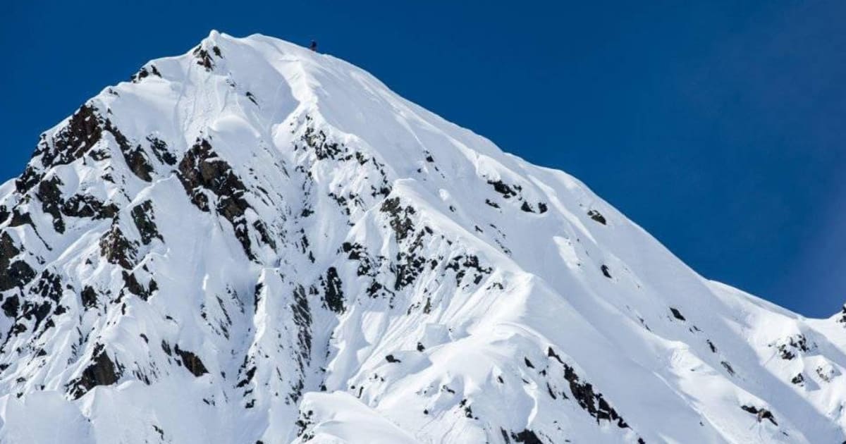 Snowmads: Ep 8 Skiing powder in Georgia *video*