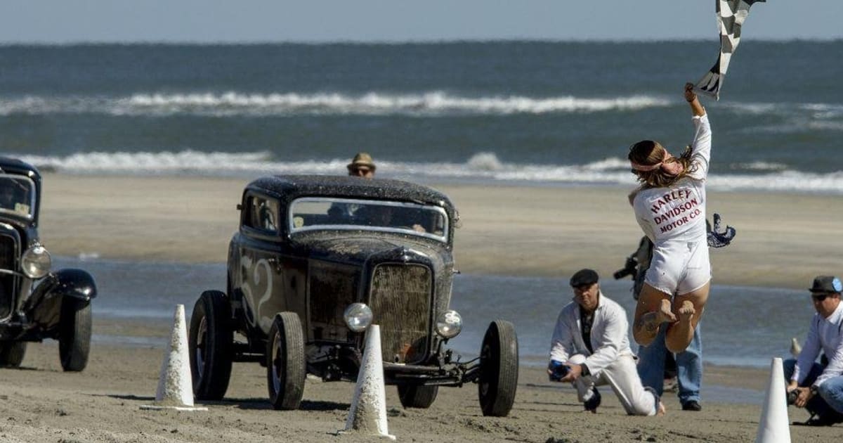 Behind scenes The Race Of Gentlemen vintage beach race
