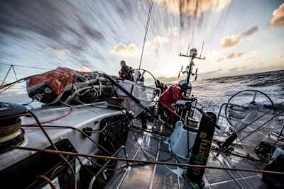 Sun Hung Kai Scallywag sending it towards Cape Horn