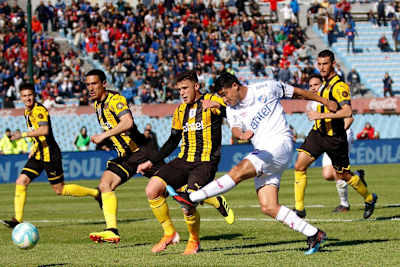 Juntos, Nacional e Peñarol têm oito taças de Libertadores