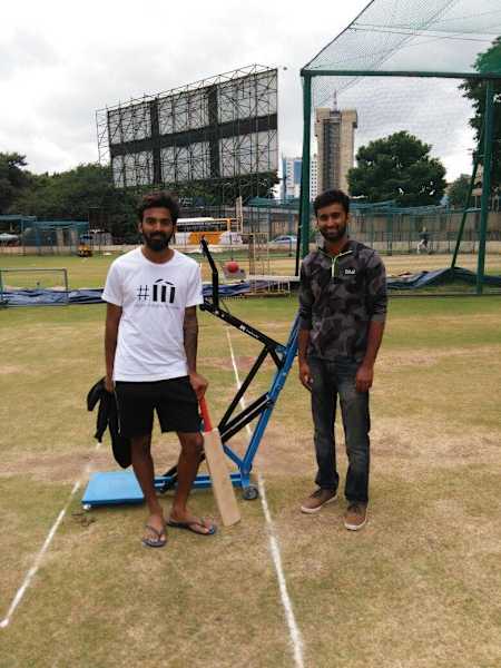 KL Rahul and Pratheek with the Superthrower.