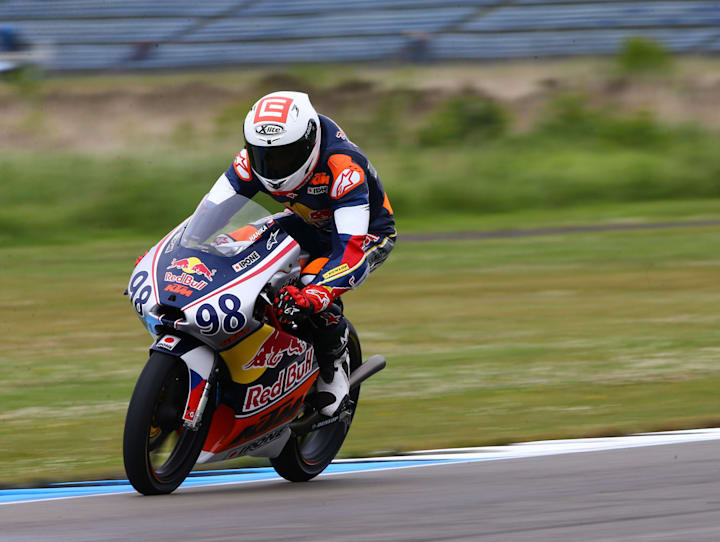 レースクイーンパラソルCastrol アウトレット正本 munkel.cr