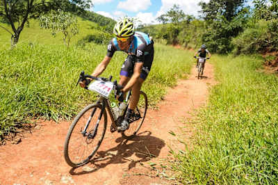 Mit einem Gravel-Bike bestreitest du jedes Abenteuer.