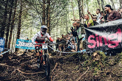 Gee Atherton lors de l'étape de Fort William en 2016