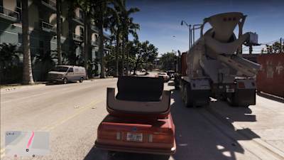 Screenshot aus dem GTA 6 Extended Look zeigt ein Cabrio beim Öffnen des Verdecks