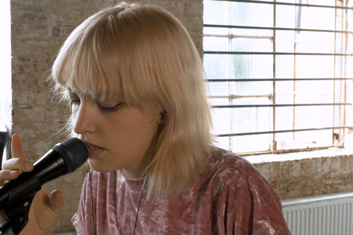 Copenhagen musician Lydmor: Killing Time and DIM videos