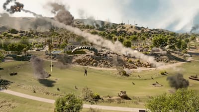 Playersassault a gold course in Battlefield 6's REDSEC.