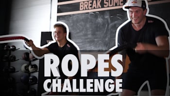 Dominik und Konrad batteln sich an den Ropes.