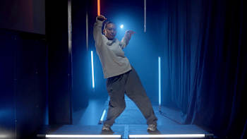 Aaliyah Jakobsson - hip hop 