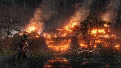 Captura de pantalla de un edificio en llamas en Sekiro: Shadows Die Twice.