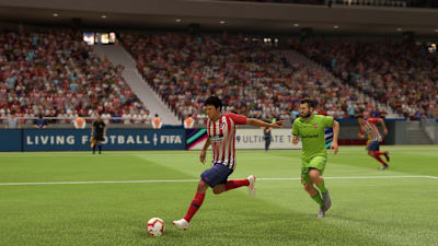 Joao Felix na jednym z boisk w FIFA 20
