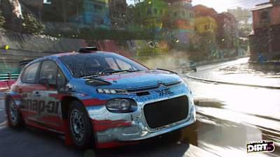 Captura de pantalla de los vehículos que corren bajo la lluvia en DiRT 5