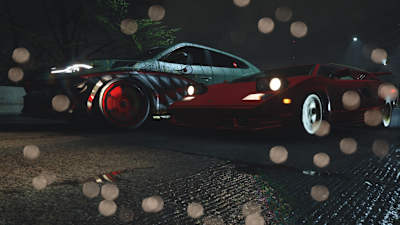 Screenshot aus Need for Speed: Unbound zeigt ein Nachtrennen im Regen