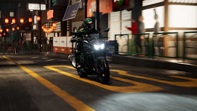 Screenshot aus RIDE 6 zeigt ein Nachtrennen in Japan