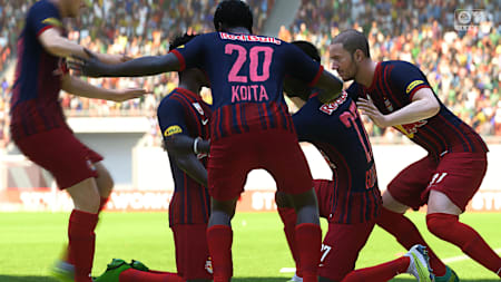 Scène de liesse en jeu dans EA Sports FC 24 avec des joueurs du Red Bull Salzbourg.