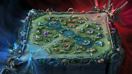 MLBB'nin haritası üç koridordan oluşan bir yapıya sahip