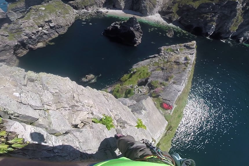 10 Most Legendary Free Solo Climbs Of All Time List