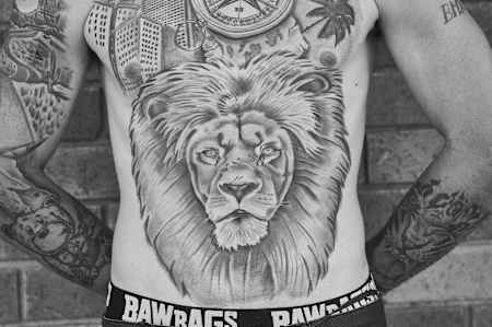 Nicht alle Tattoos sind inspiriert vom Reisen...