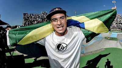 Pedro Barros é Brasil no lugar mais alto do pódio
