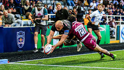 Tom Christie scores a try against Sale Sharks in the Gallagher PREM