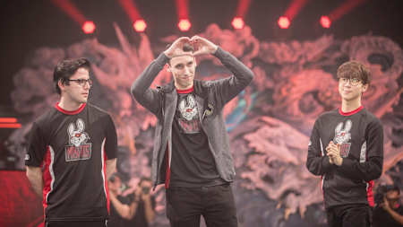 Misfits arrive on stage before their match against SKT