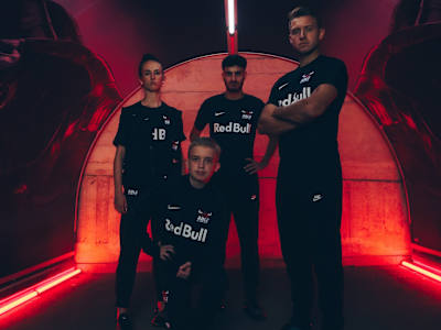 A photograph of the RBLZ Gaming team