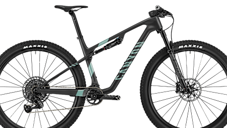 Le Canyon Lux World Cup CFR LTD fait partie des meilleurs VTT tout-suspendus pour le trail et le cross-country en 2025.
