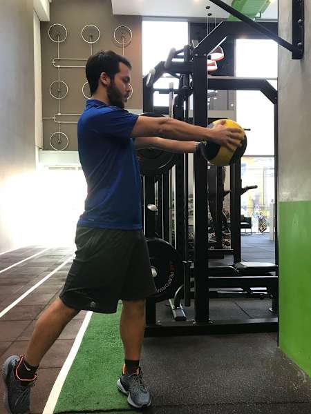 Bola reativa: potência de Core com rotação (3)