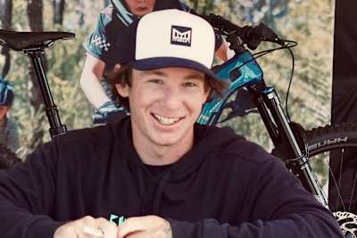 Retrato del rider Luke Whitlock.