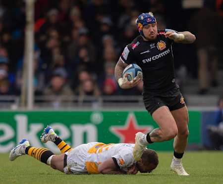 Nowell pictured in full flight for Exeter Chiefs
