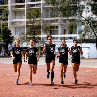 Elas que voam, grupo de corrida só para mulheres