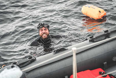 En parcourant 1,448km en 62 jours, Ross Edgley devient le nageur le plus rapide de l'histoire.
