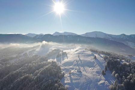 Luftaufnahme der Skiarena Steibis