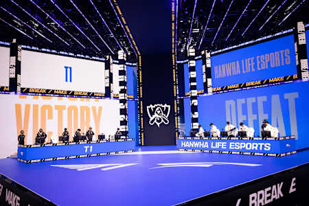 T1 secured three victories over Hanwha Life Esports in the League of Legends World Championships quarter-finals, progressing them to the semis.