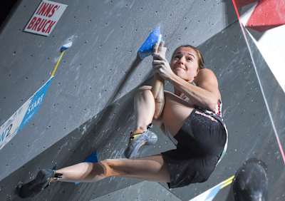 Jessica Pilz (AUT) während der IFSC Kletterweltmeisterschaft 2018 in Innsbruck, Österreich.