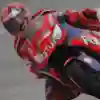Marco Melandri nadjeżdża, by ratować świat
