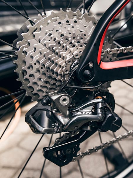 Shimano XTR (11-40T) rear cassette on Julien Absalon's BMC bike